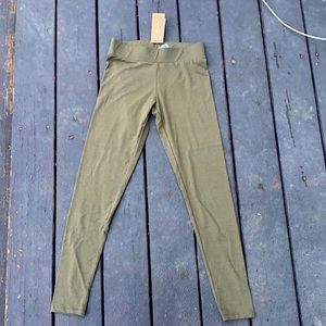 Olive Francesca’s Leggings